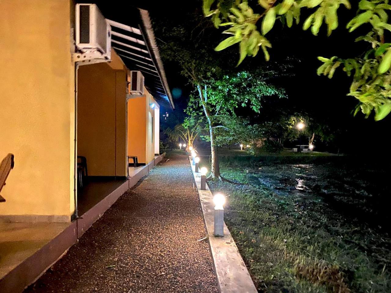 Athyantha Resort Anurâdhapura Extérieur photo